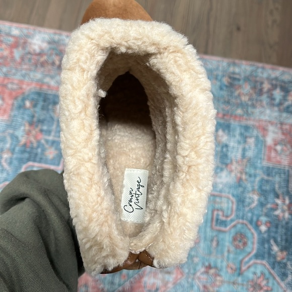 Never used!!! Crown Vintage Sherpa Seloina Bootie - Picture 6 of 7